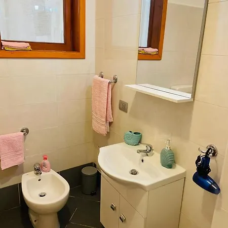 Casa Dei Fiori 3 Somma Lombardo